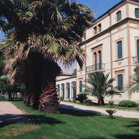 Villa Montanari Rosati Porto San Giorgio Ngoại thất bức ảnh